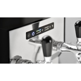 Lindr KONTAKT 60K VISION con dos grifos Cosmo para cócteles + panel retroiluminado